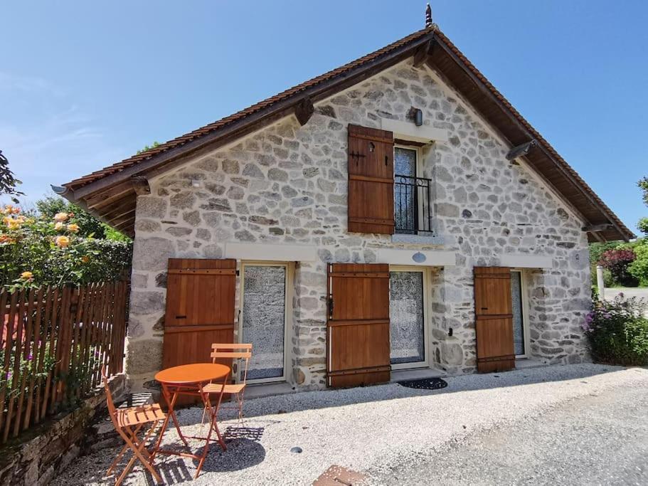 La Petite Porcherie Ladignac-le-Long Extérieur photo
