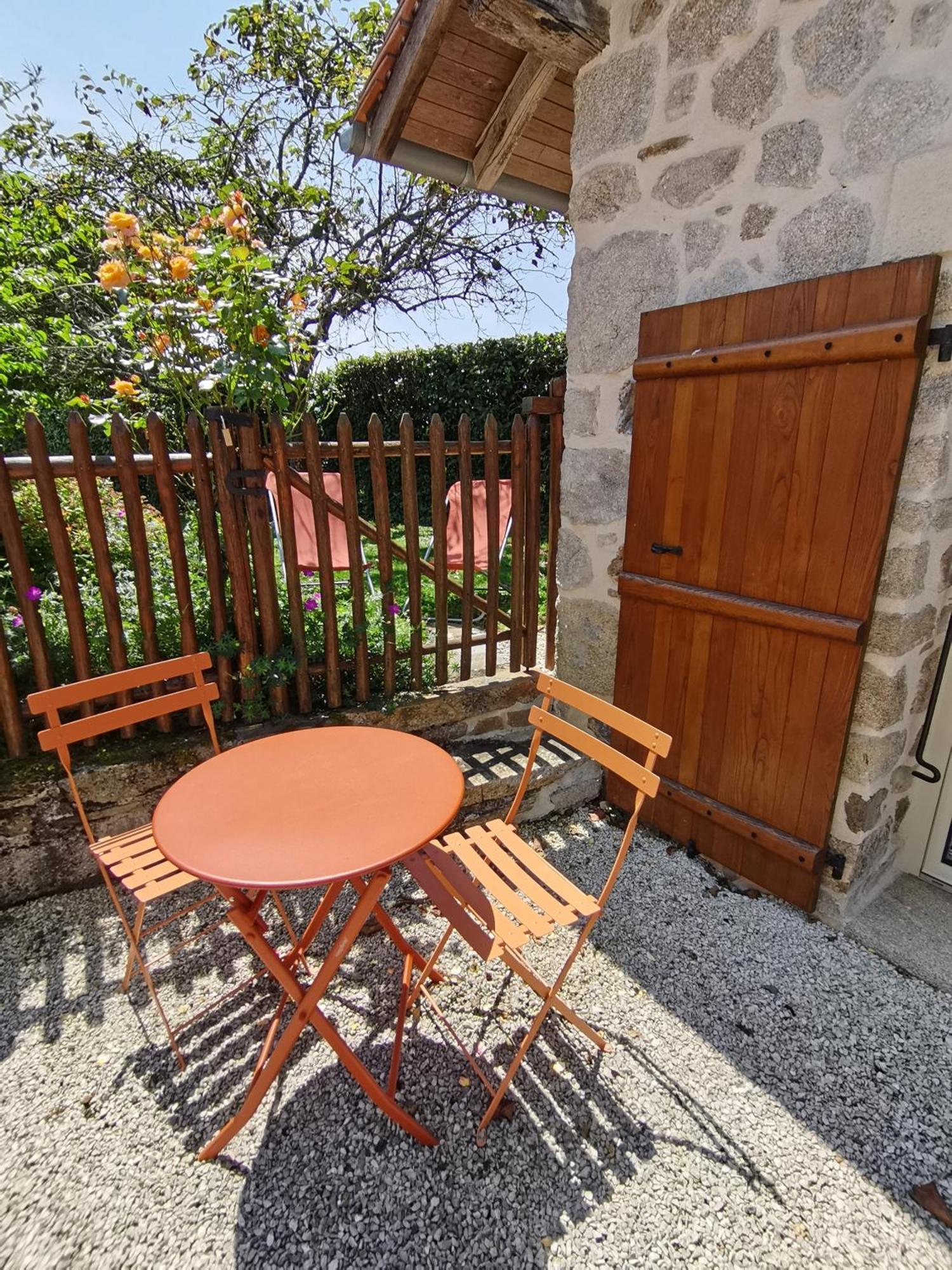 La Petite Porcherie Ladignac-le-Long Extérieur photo