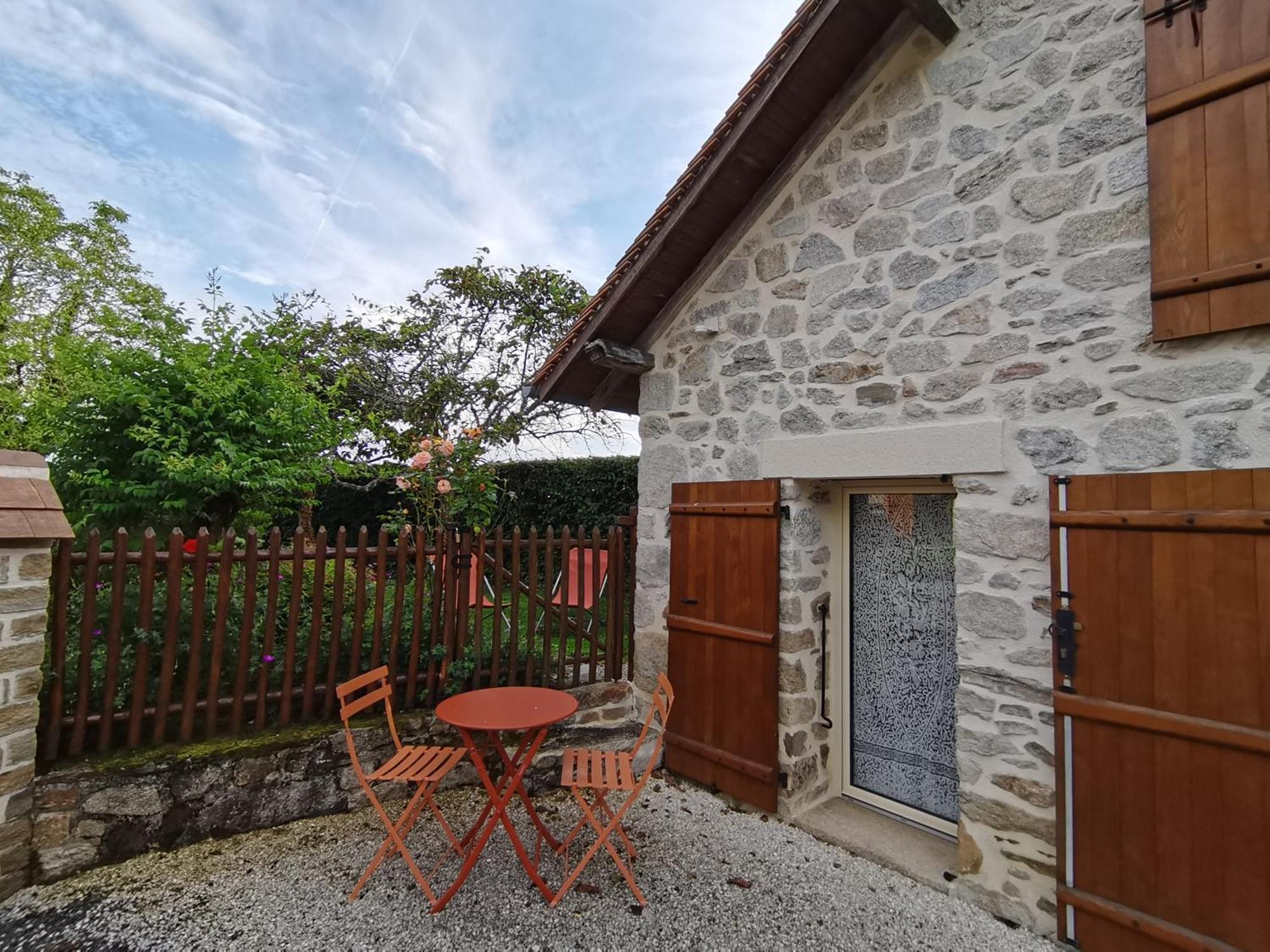 La Petite Porcherie Ladignac-le-Long Extérieur photo