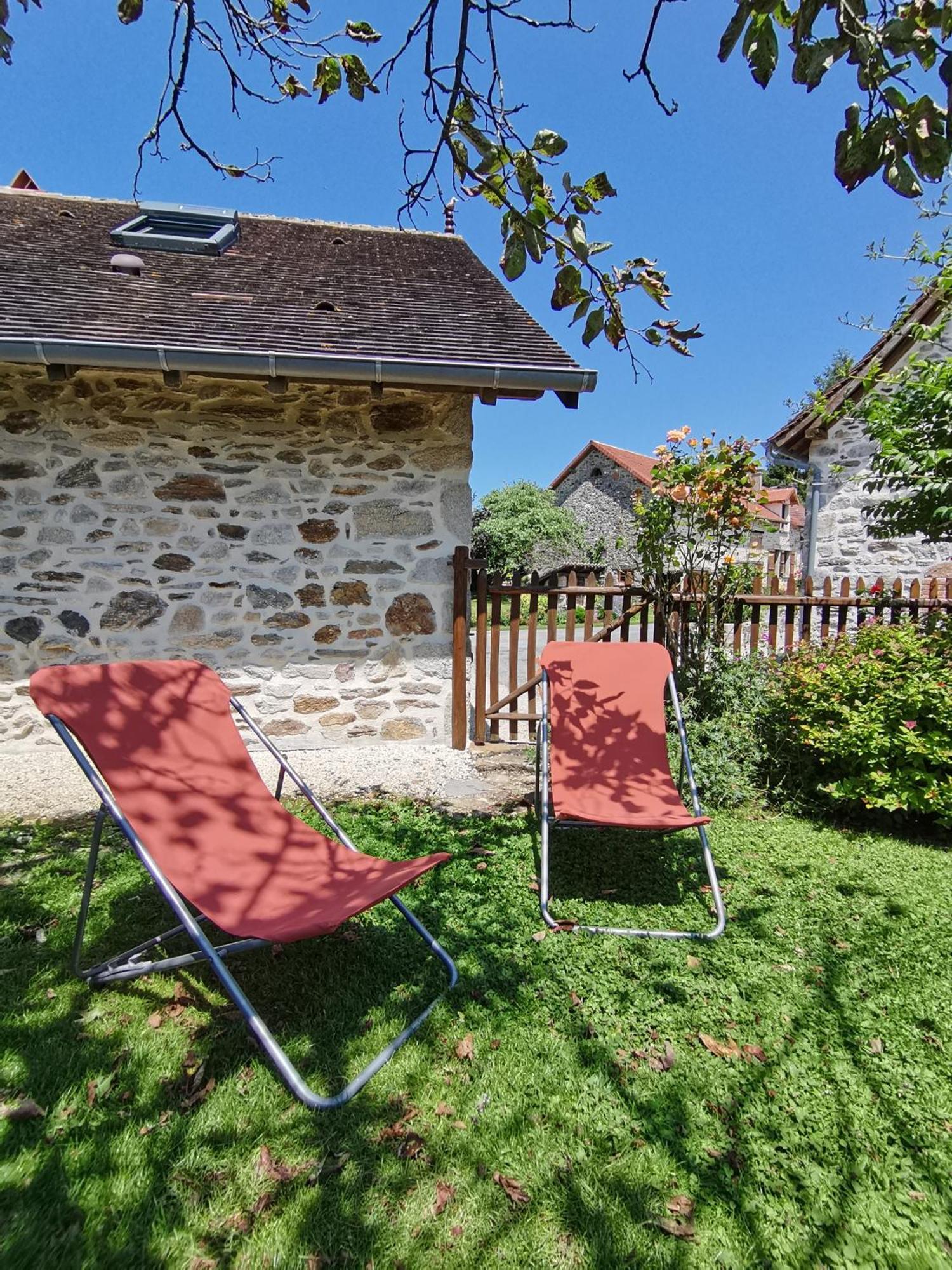 La Petite Porcherie Ladignac-le-Long Extérieur photo